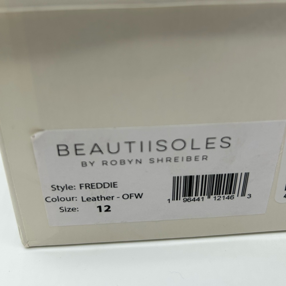 Beautiisoles by Robyn Shreiber Freddie Loafers Size 12 Off White Leather NWB - Picture 11 of 12